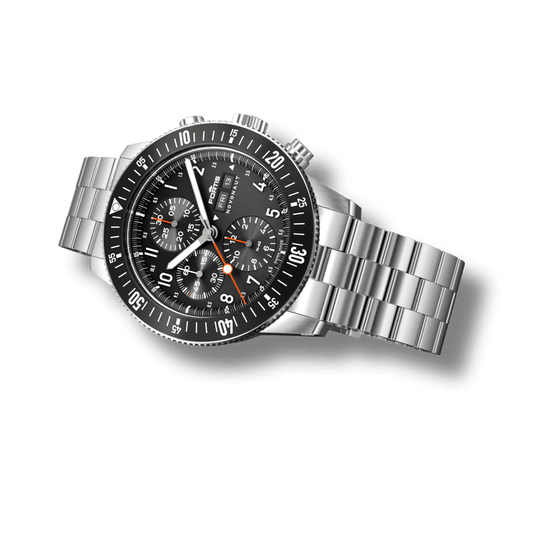 Fortis Novonaut N-42 Legacy Edition on Block Bracelet F2040008
