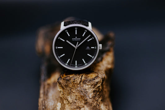 Junghans FORM A Titan 27/2001.00