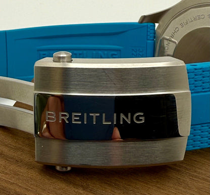 Breitling SUPEROCEAN Automatic 42 A17375211B2S1