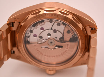 Seamaster Aqua Terra 150M 41 mm, Sedna™ gold on Sedna™ gold 220.50.41.21.03.001