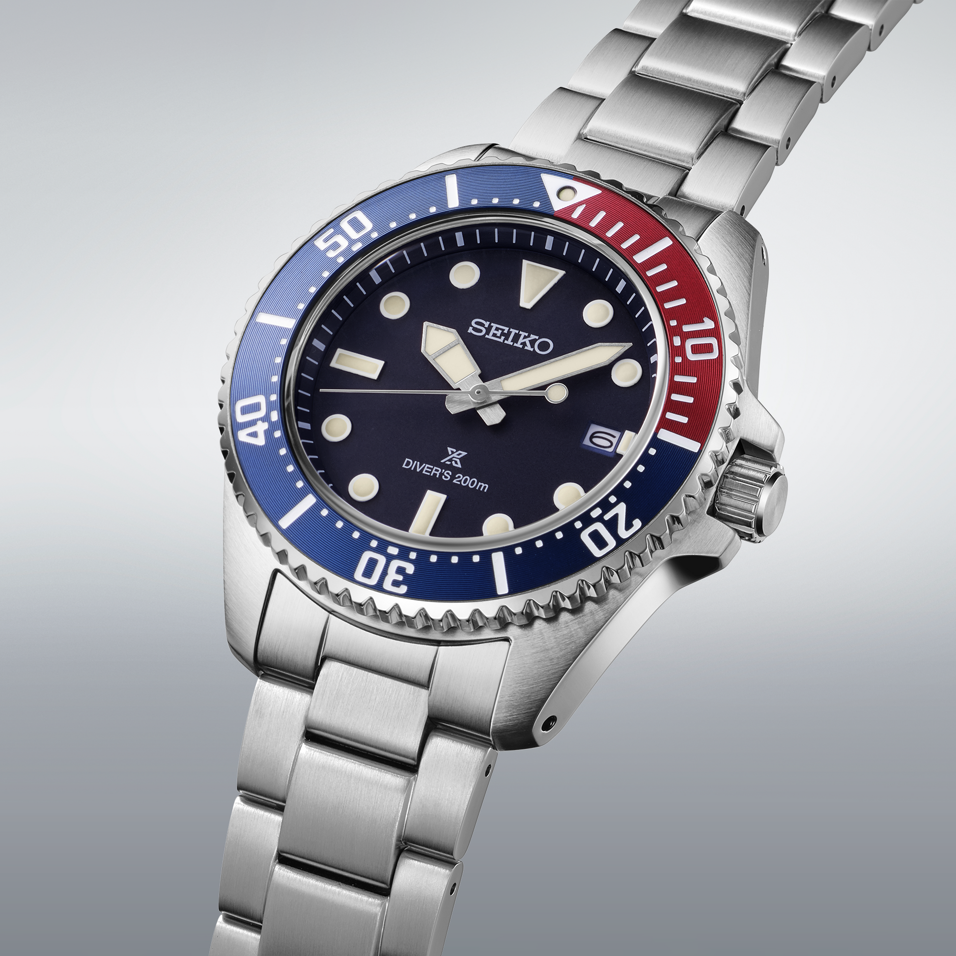 Seiko Prospex Solar Diver’s SNE595