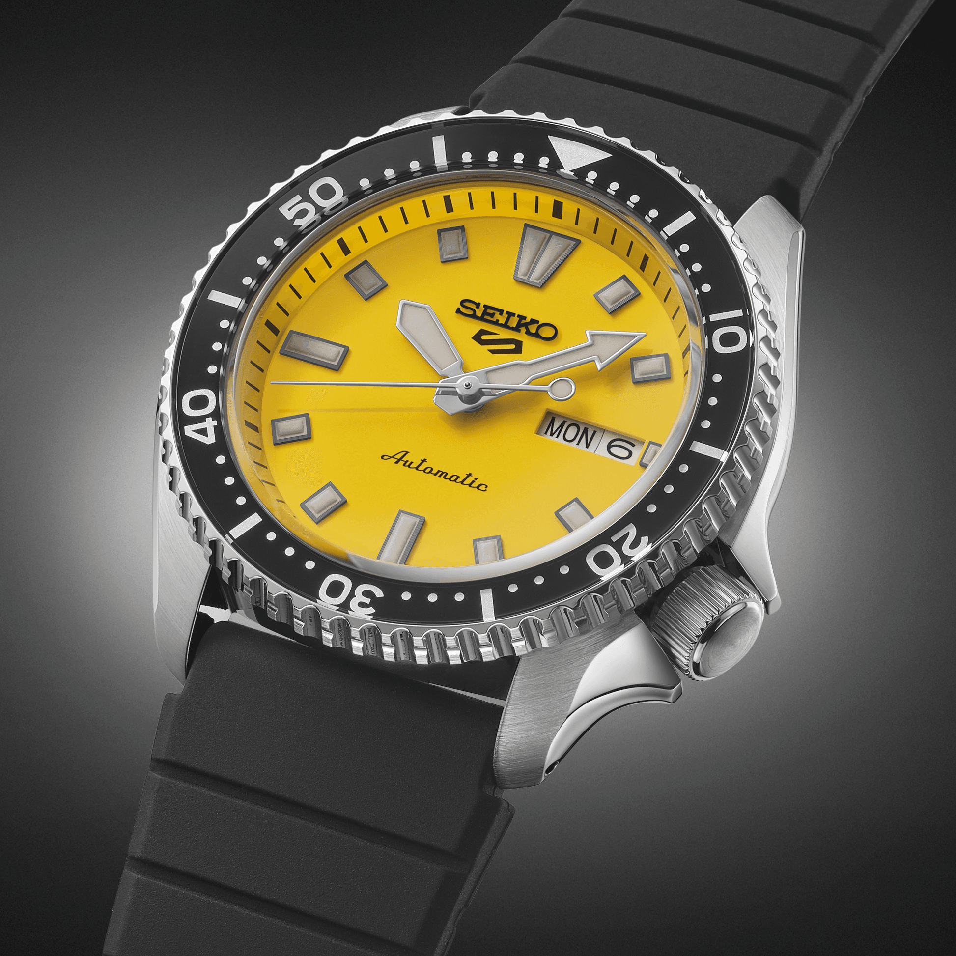 Seiko 5 Sports SRPL87